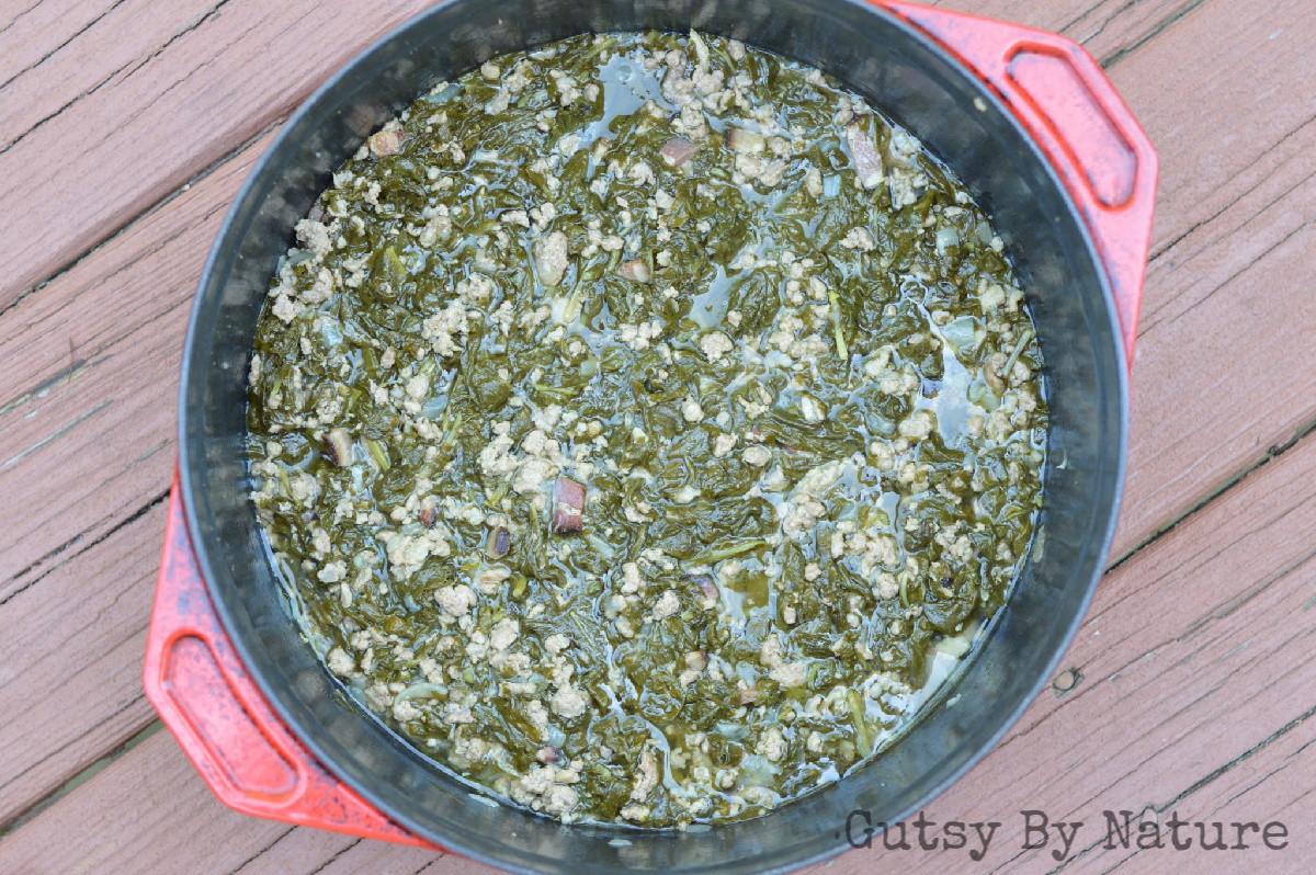 turnip greens and pork in dutch oven